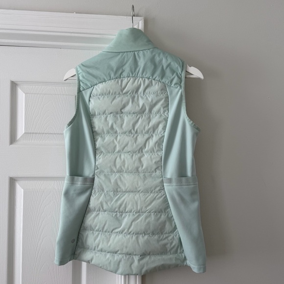 Lululemon Down For It All Vest Size 10 - Picture 3 of 5